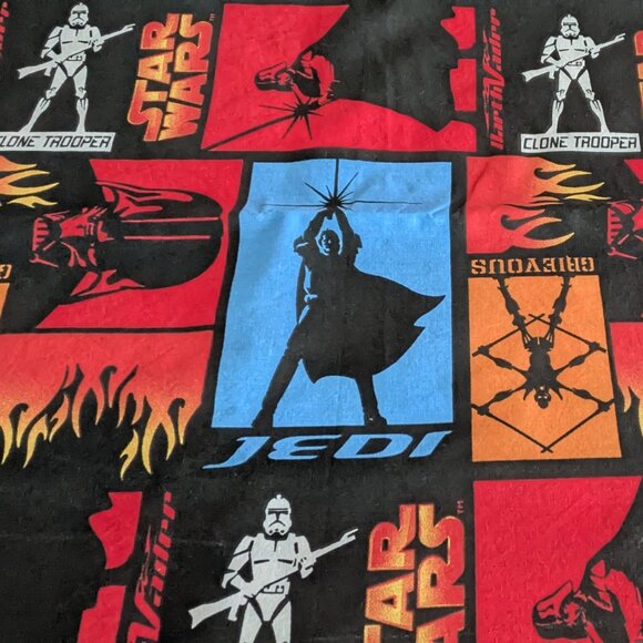 Star Wars Fabric from Springs Industries - 2005 Lucasfilm TM - 2 Yards - Picture 3 of 5